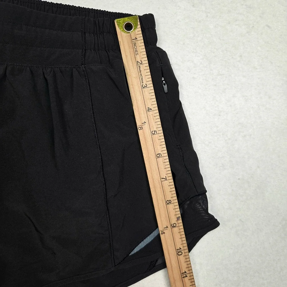 Lululemon Hotty Hot Shorts Women 6 Black Low Rise 3.5